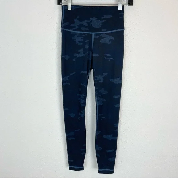 Lululemon WunderUnder Blue Camo Yoga Exercise Pants - Picture 2 of 8